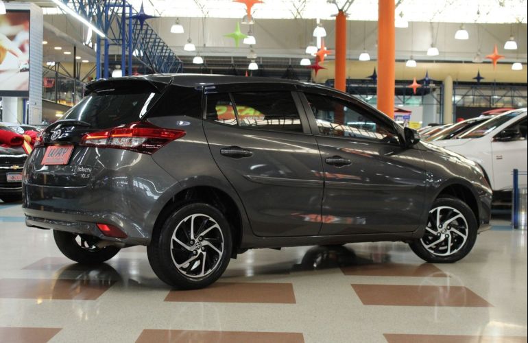 Toyota Yaris 1.5 16V Xls Connect Multidrive - Foto #2