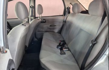 Chevrolet Classic LS 1.0 VHCE (Flex) - Foto #8