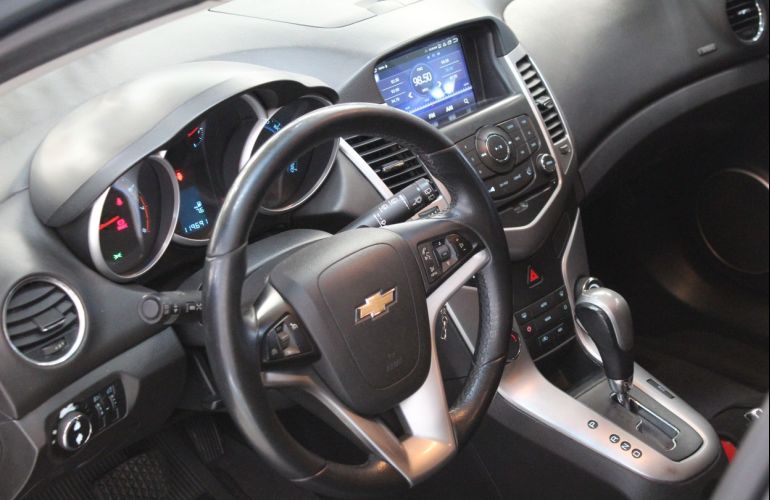 Chevrolet Cruze 1.8 LT 16v - Foto #4