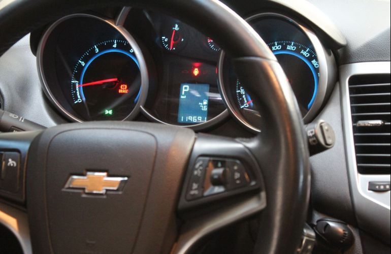 Chevrolet Cruze 1.8 LT 16v - Foto #10