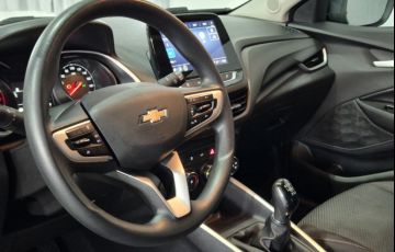 Chevrolet Onix Plus 1.0 LT - Foto #6