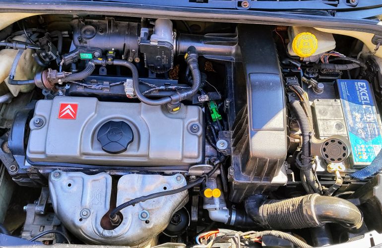 Citroën C3 GLX 1.4 8V (flex) - Foto #9