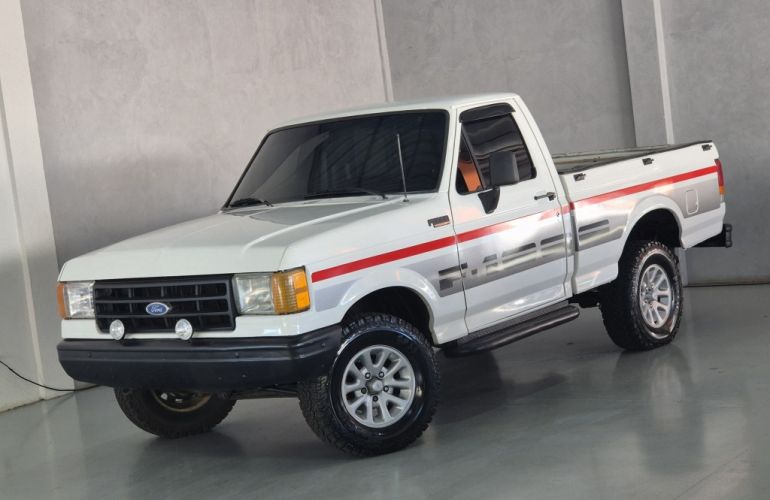 Ford F1000 Super 3.9 (Cab Simples) - Foto #2