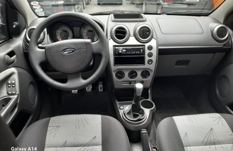 Ford Fiesta 1.0 MPi Trail Hatch 8v - Foto #3