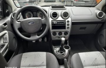 Ford Fiesta 1.0 MPi Trail Hatch 8v - Foto #3