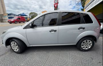 Ford Fiesta 1.6 Rocam Hatch 8v - Foto #5