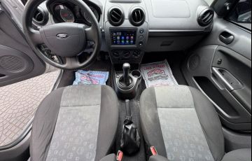 Ford Fiesta 1.6 Rocam Hatch 8v - Foto #7