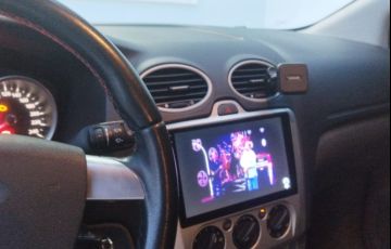 Ford Focus Sedan GLX 2.0 16V (Flex) - Foto #4