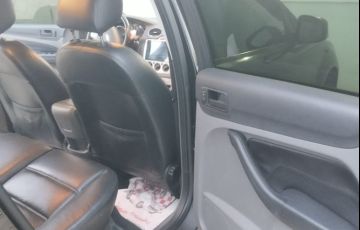 Ford Focus Sedan GLX 2.0 16V (Flex) - Foto #7