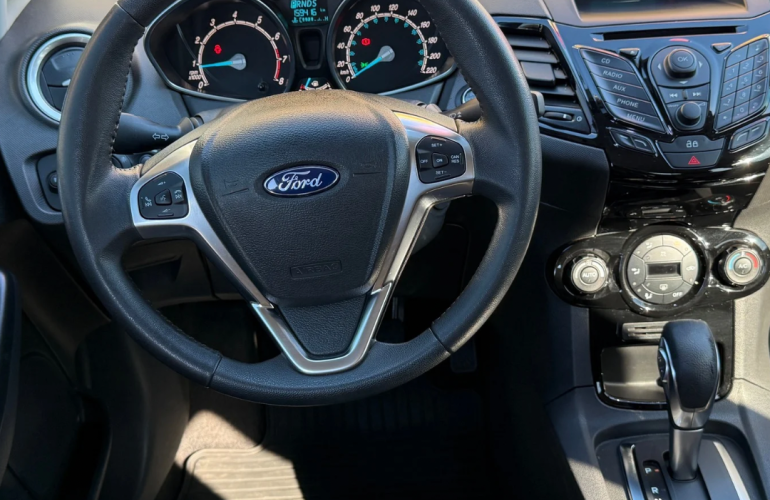 Ford New Fiesta Titanium 1.6 16V (Aut) - Foto #4