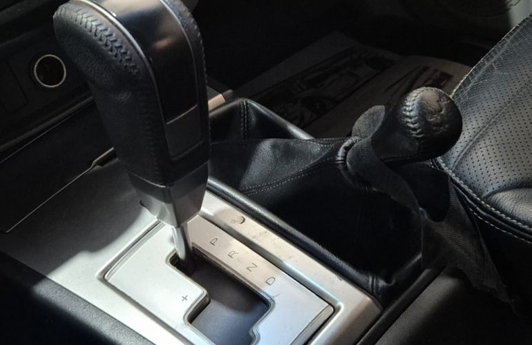 Mitsubishi L 200 Triton HPE 4x4 3.2 (aut) (cab. dupla) - Foto #10