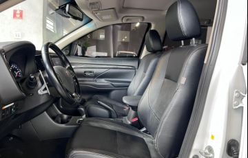 Mitsubishi Outlander 2.2 4x4 16v - Foto #4