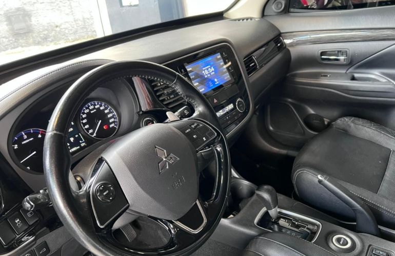 Mitsubishi Outlander 2.2 4x4 16v - Foto #5