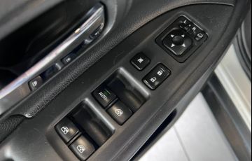 Mitsubishi Outlander 2.2 4x4 16v - Foto #6