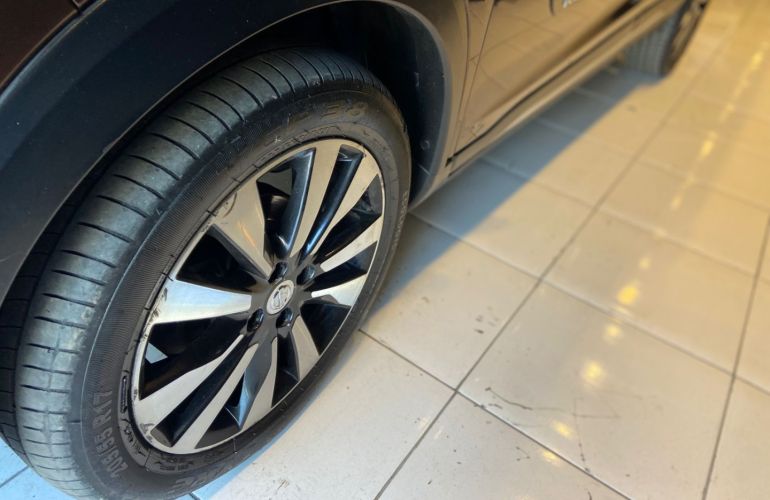 Nissan Kicks 1.6 16V Flexstart SL 4p Xtronic - Foto #8