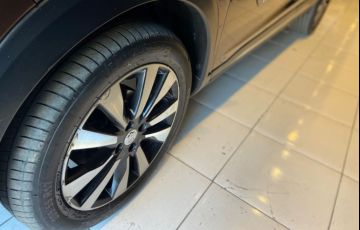 Nissan Kicks 1.6 16V Flexstart SL 4p Xtronic - Foto #8