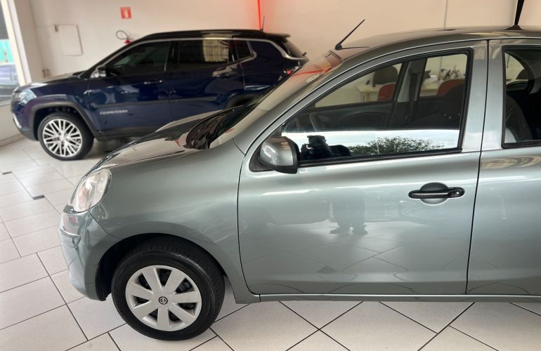 Nissan March 1.0 S 16v - Foto #3