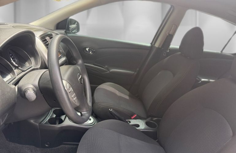 Nissan Versa 1.6 16V SV - Foto #4