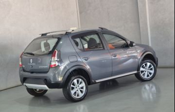 Renault Sandero Stepway 1.6 16V (Flex) - Foto #3