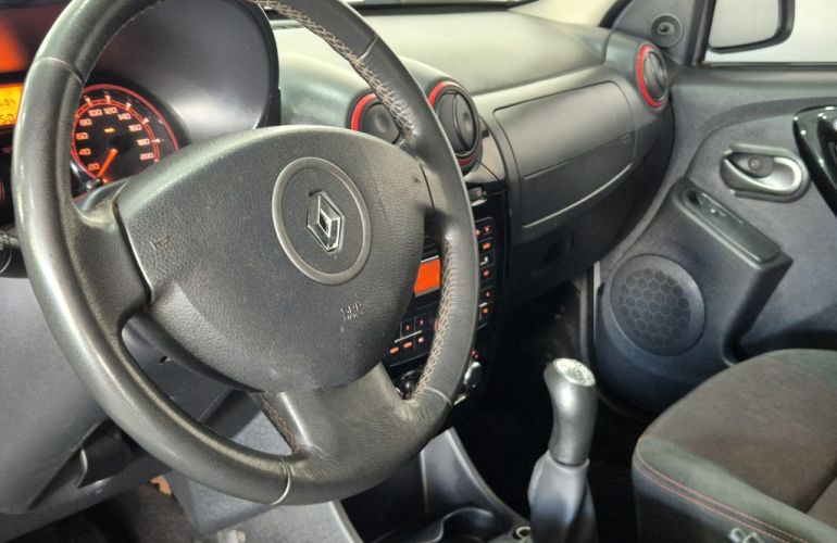 Renault Sandero Stepway 1.6 16V (Flex) - Foto #5