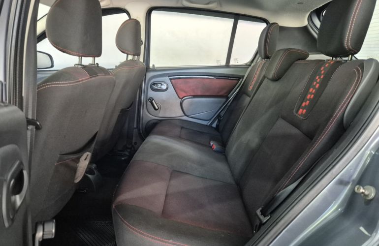 Renault Sandero Stepway 1.6 16V (Flex) - Foto #7