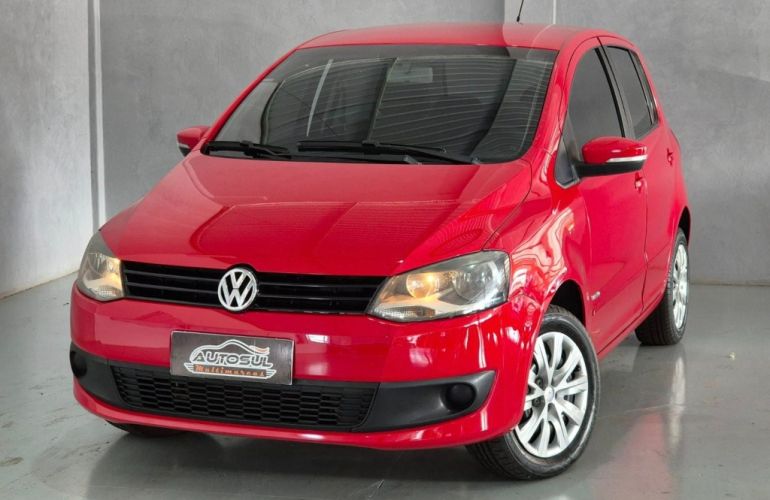 Volkswagen Fox 1.0 8V (Flex) - Foto #2