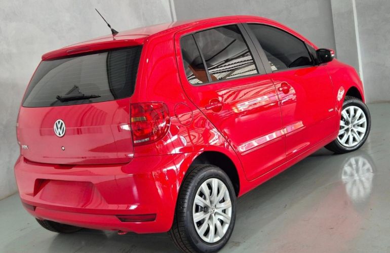 Volkswagen Fox 1.0 8V (Flex) - Foto #4