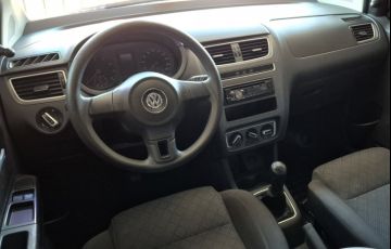 Volkswagen Fox 1.0 8V (Flex) - Foto #6