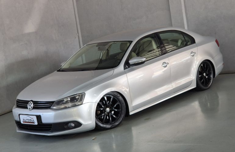 Volkswagen Jetta 2.0 Comfortline Tiptronic (Flex) - Foto #2