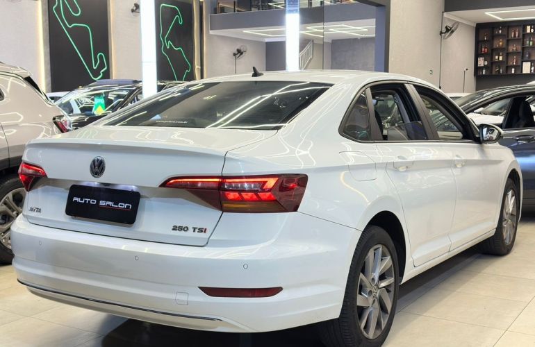 Volkswagen Jetta 1.4 250 TSi Total Comfortline - Foto #4