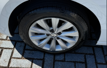 Volkswagen Virtus 1.6 MSI (Flex) - Foto #4