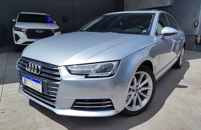 Audi A4 2.0 TFSI Ambiente S Tronic - Foto #1