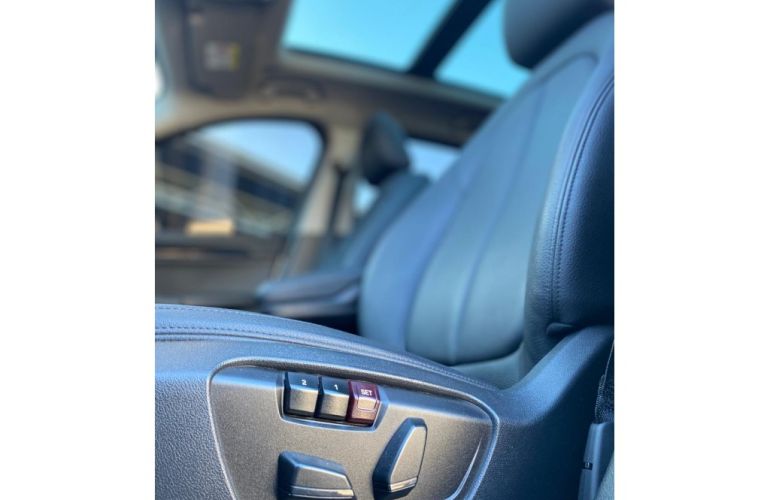 BMW X1 2.0 sDrive20i ActiveFlex - Foto #6