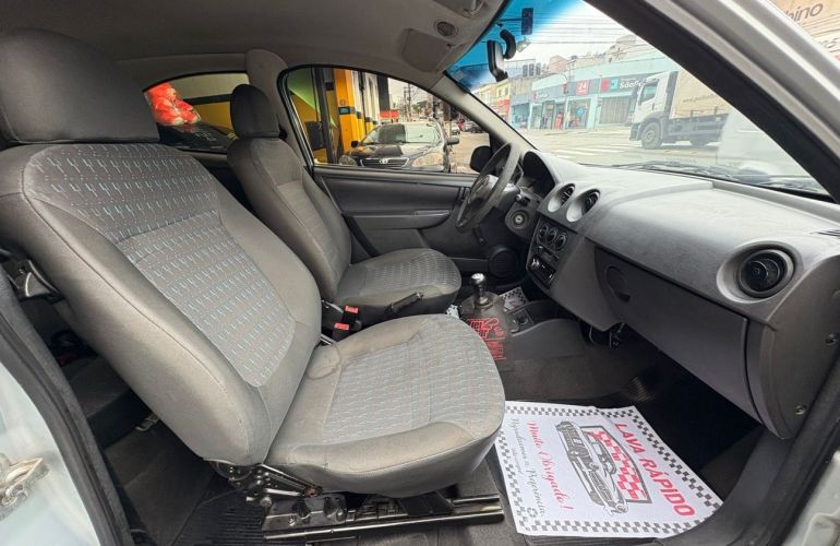 Chevrolet Celta 1.0 MPFi Vhce Life 8v - Foto #8