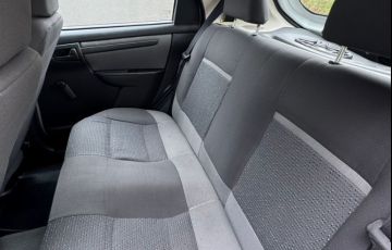 Chevrolet Celta 1.0 MPFi LT 8v - Foto #9