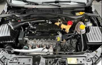 Chevrolet Corsa 1.4 MPFi Premium 8v - Foto #5