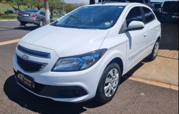 Chevrolet Onix 1.4 MPFi LT 8v