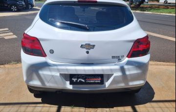 Chevrolet Onix 1.4 MPFi LT 8v - Foto #6