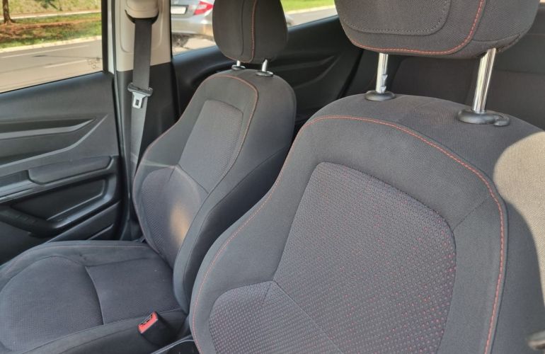 Chevrolet Onix 1.4 MPFi LT 8v - Foto #10