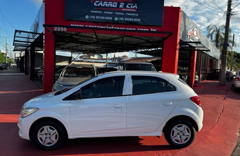 Chevrolet Onix 1.0 MPFi LT 8v - Foto #1