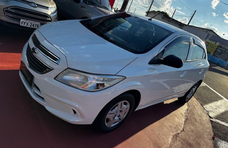 Chevrolet Onix 1.0 MPFi LT 8v - Foto #4