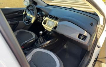 Chevrolet Onix 1.0 MPFi LT 8v - Foto #8