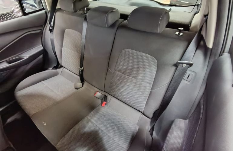 Chevrolet Onix 1.0 LT - Foto #9