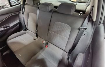 Chevrolet Onix 1.0 LT - Foto #9