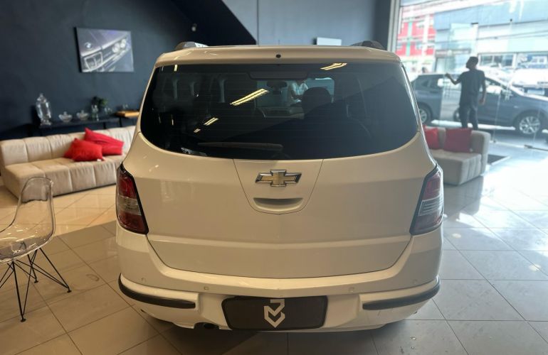 Chevrolet Spin 1.8 LTZ 8V Flex 4p Manual - Foto #6