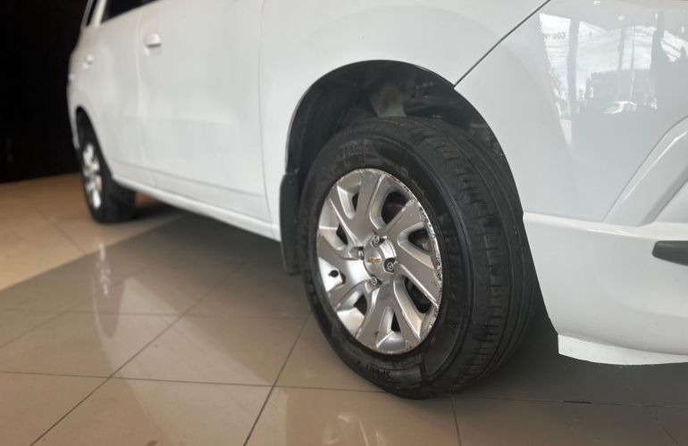 Chevrolet Spin 1.8 LTZ 8V Flex 4p Manual - Foto #8