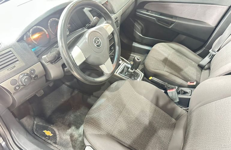 Chevrolet Vectra 2.0 MPFi Expression 8V 140cv Flex 4p Manual - Foto #9