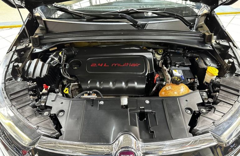 Fiat Toro 2.4 16V Multiair Freedom - Foto #3