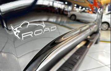 Fiat Toro 2.4 16V Multiair Freedom - Foto #8