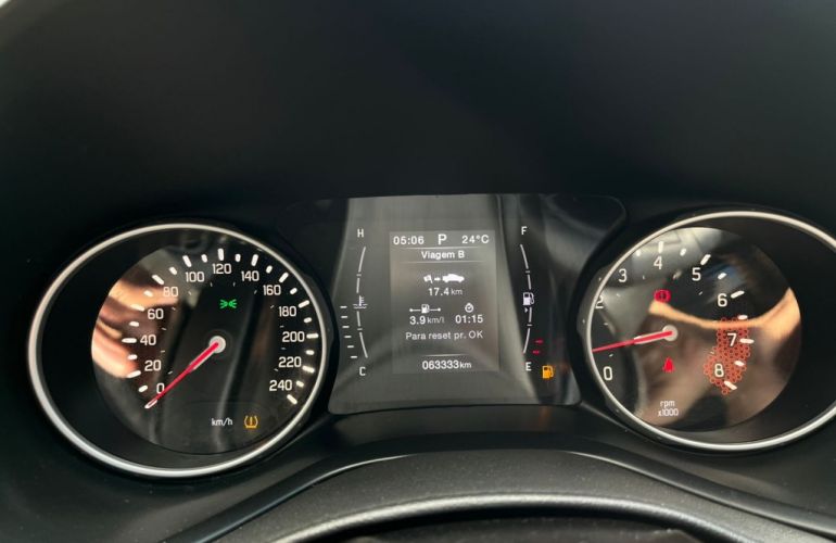 Fiat Toro 1.8 Freedom (Aut) - Foto #7